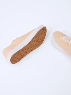 Alari Sneakers