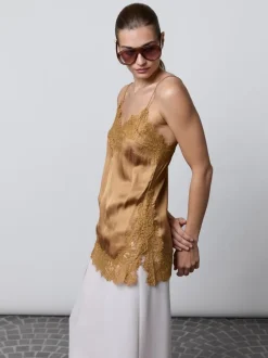 Anais straptop
