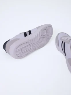 Bozon Court Sneaker