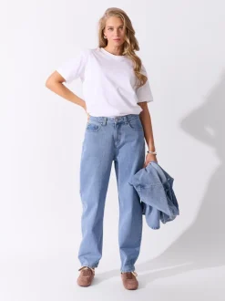 Estelle barrel jeans