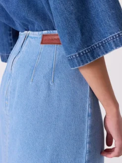 Fia denimskjørt