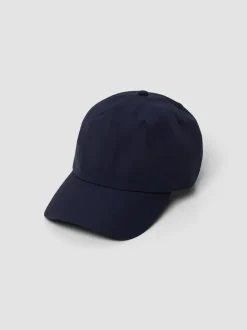 Leandro caps