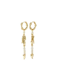 Niya Freshwater Pearl Earrings