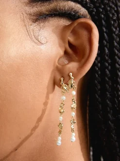 Sloan Pearl Earrings