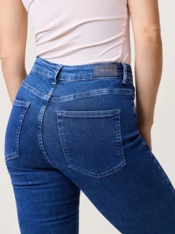 Sophia Straight Jeans